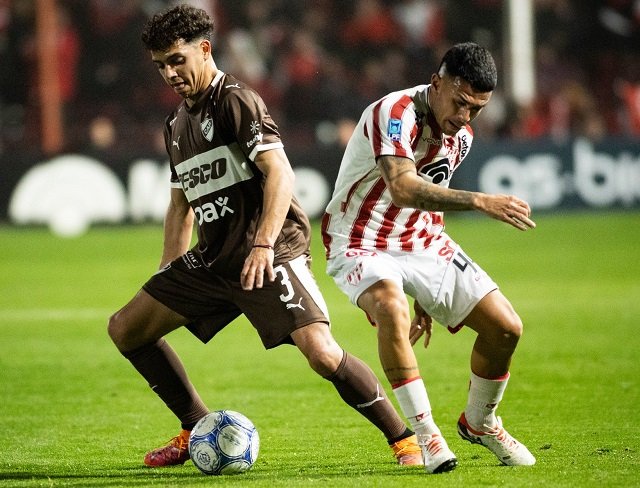 Platense cayo en un partido flojo ante Instituto