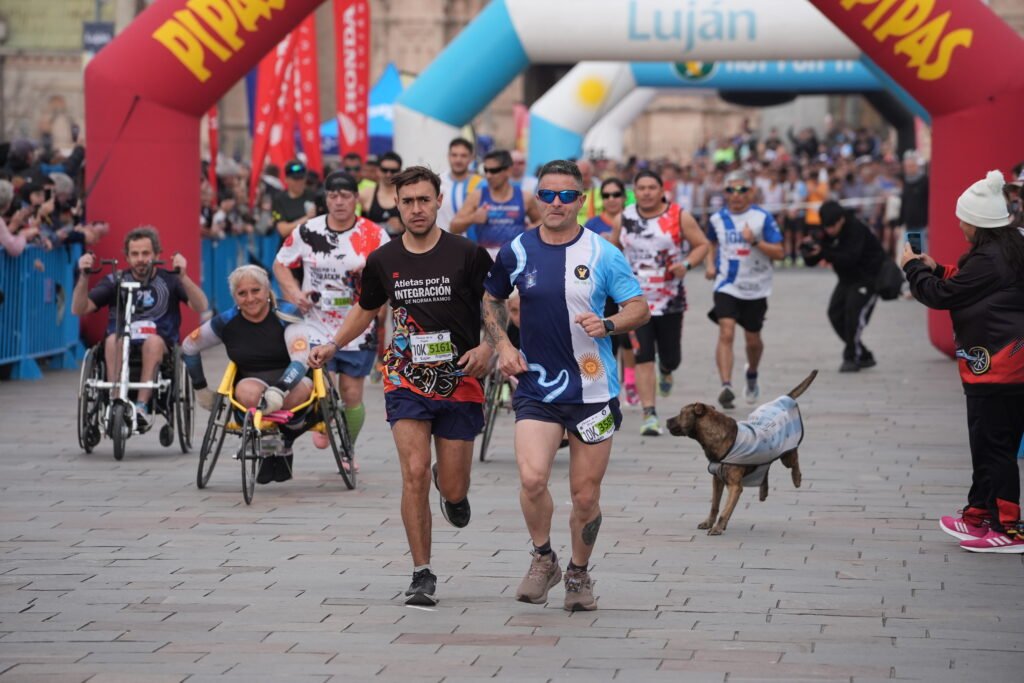 Récord histórico de 7.000 participantes en Hoy por Ti, la Carrera de la Virgen