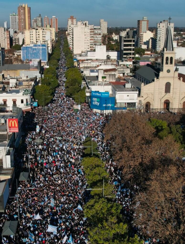 San Miguel, la ciudad que festeja el mes patrio y los triunfos de la Selección