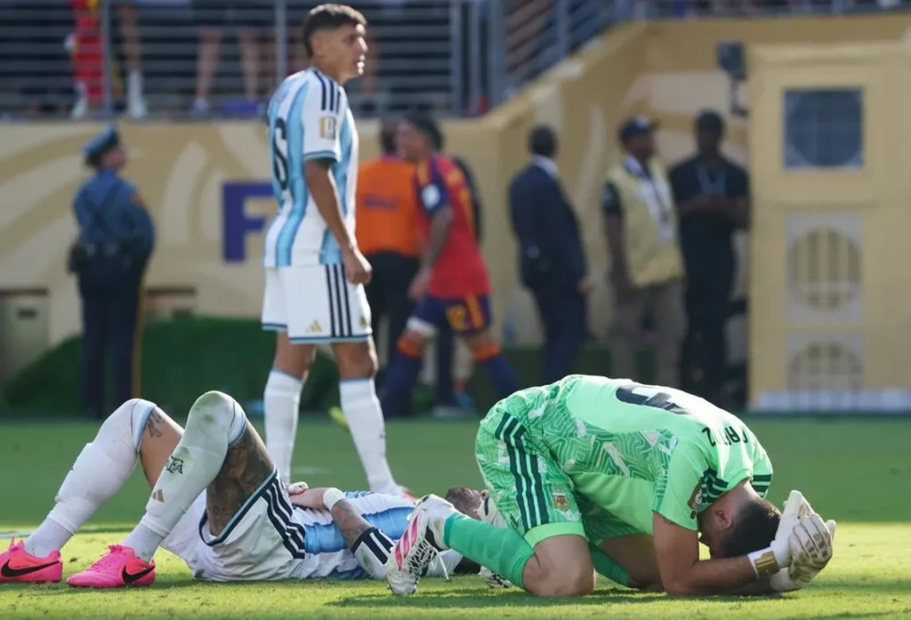 Sin resto y con lesiones la Selección Argentina no pudo con España en la final del mundial