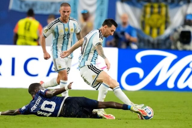 Sufrido triunfo de Argentina 3 a 2 a Cabo Verde y pase a Octavos1