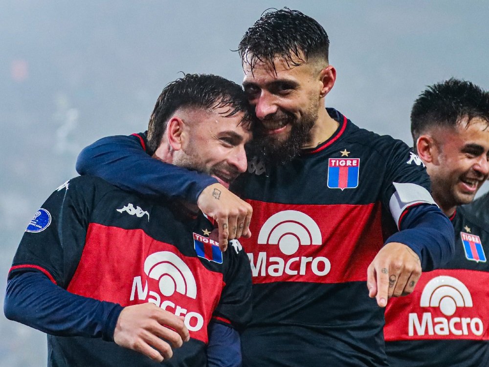 Tigre goleo a Nacional en Montevideo y espera en Victoria por Sudamericana
