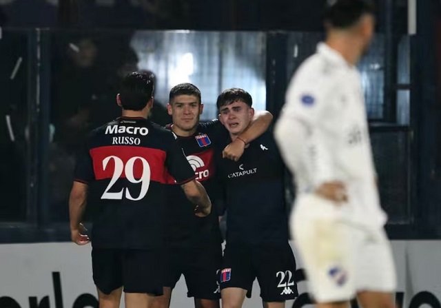 Tigre perdió en Victoria con Nacional pero igual clasificó a octavos
