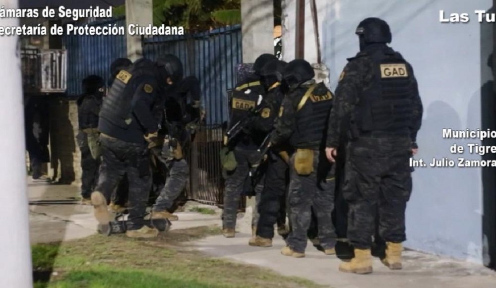 Tres allanamientos en simultáneo de la Policía Bonaerense detuvo a un narcotraficante en Las Tunas