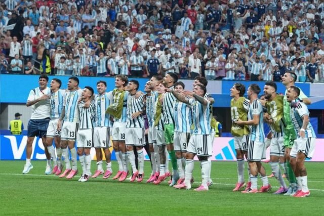 Argentina en 10 minutos lo dio vuelta a Egipto y clasifico a cuartos