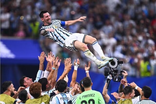 Argentina en 10 minutos lo dio vuelta a Egipto y clasifico a cuartos