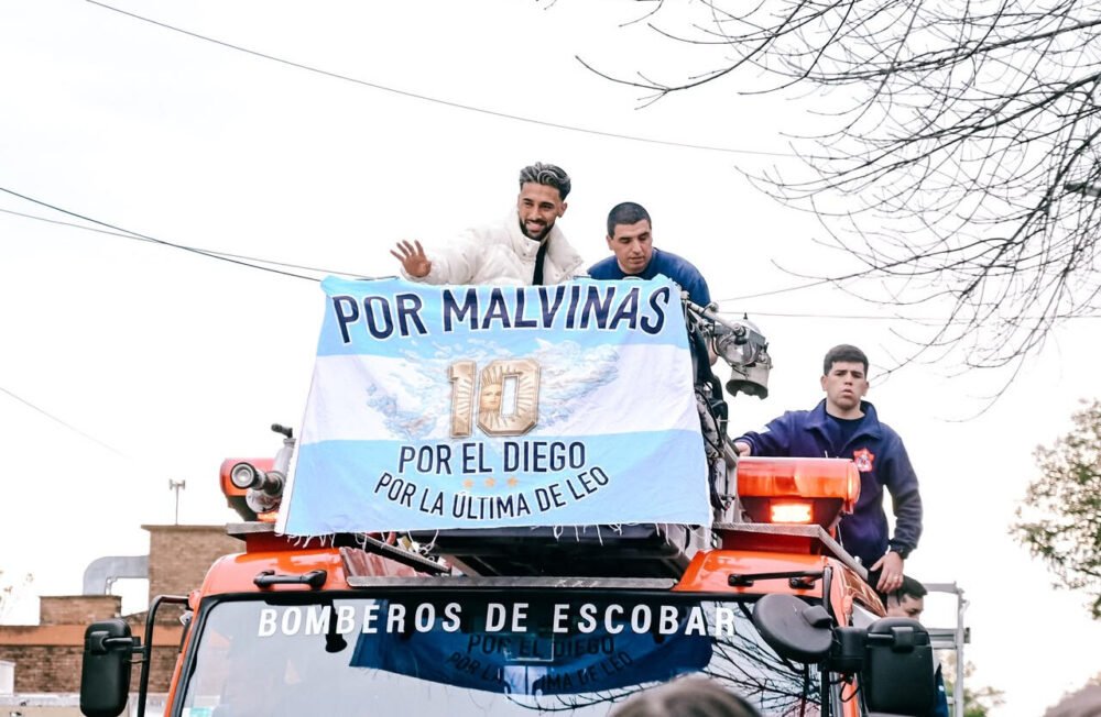 Una multitud recibió a Nico González: Escobar homenajeó al finalista del Mundial 2026