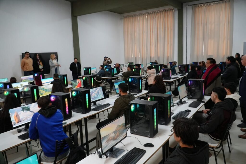 Comenzaron las clases de la UTN en el Polo Universitario de José C. Paz