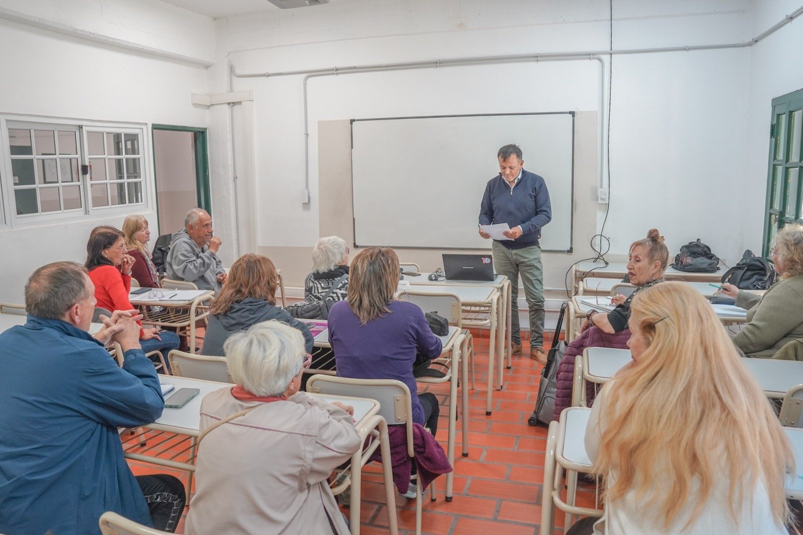 Ituzaingó - personas mayores - pami