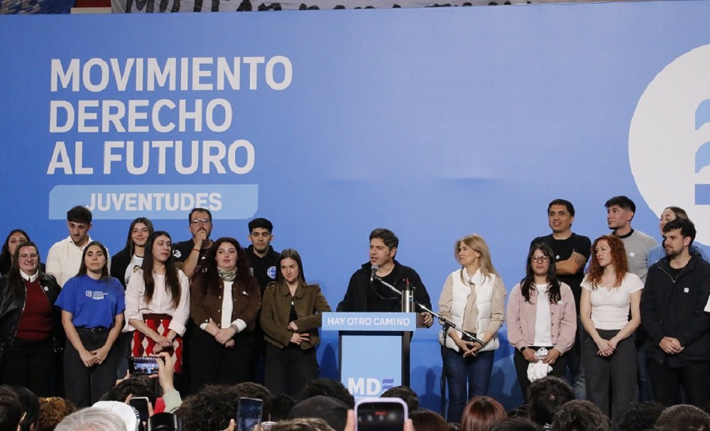 Kicillof lanzó "MDF Juventudes" en San Martín: "Tienen que ser los protagonistas"