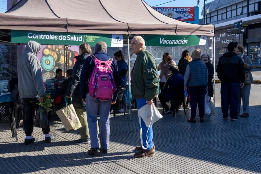 El Municipio en tu Barrio el programa de servicios y trámites de San Isidro ya atendió a más de 1.100 vecinos