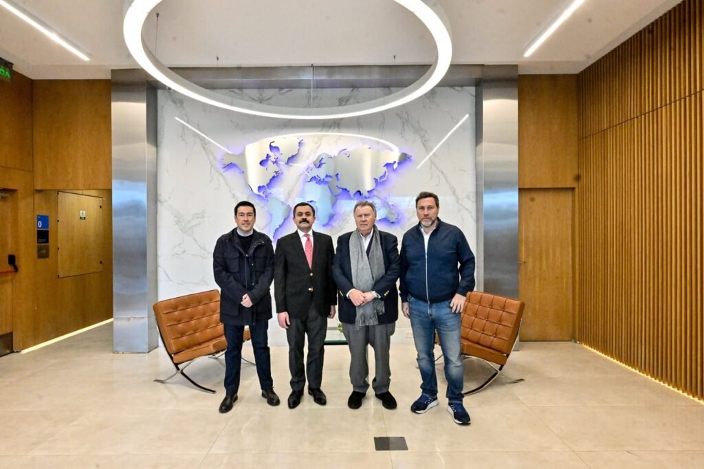 Nardini fortalece vínculos internacionales con Egipto