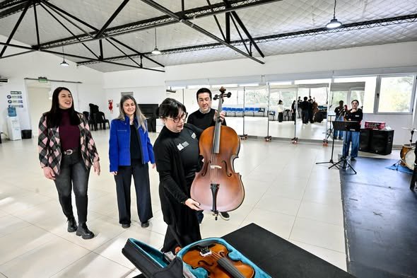 Nardini recibió donaciones de la Fundación Banco Provincia para la CCA