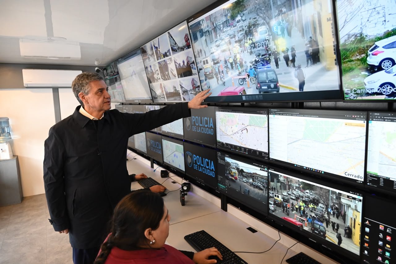 Operativo de la Ciudad frena las nuevas construcciones en el asentamiento “La Carbonilla” de La Paternal