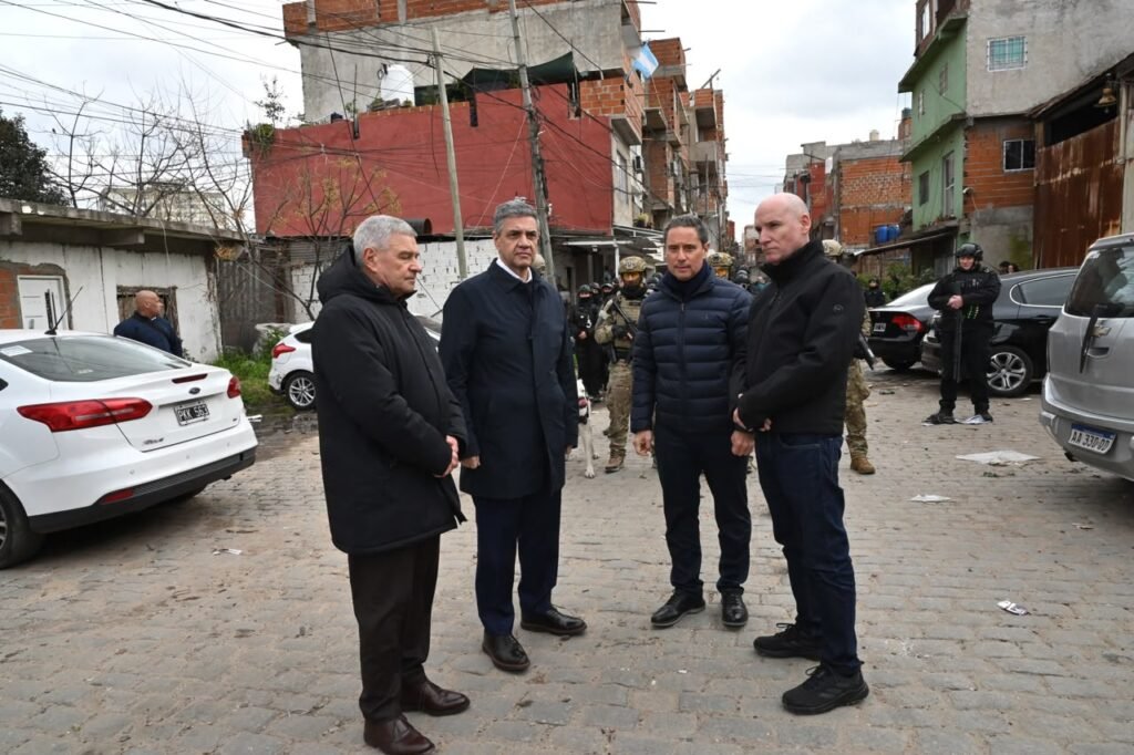 Operativo de la Ciudad frena las nuevas construcciones en el asentamiento “La Carbonilla” de La Paternal