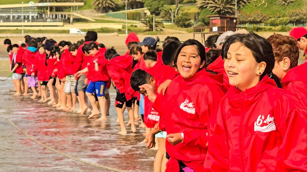 Sexto al Mar casi un centenar de estudiantes de Morón iniciaron el viaje de estudios