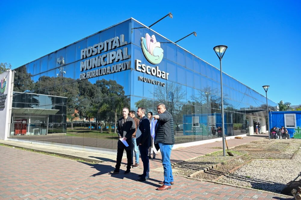 Sujarchuk anunció la ampliación de la guardia del Hospital Municipal de Garín