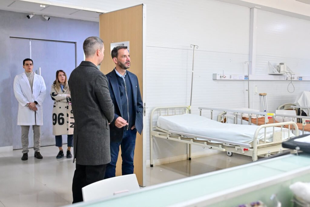 Sujarchuk anunció la ampliación de la guardia del Hospital Municipal de Garín