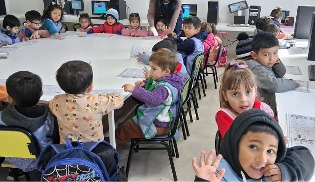 José C. Paz ofrece talleres de informática desde los 2 años en los centros de niñez y primera infancia