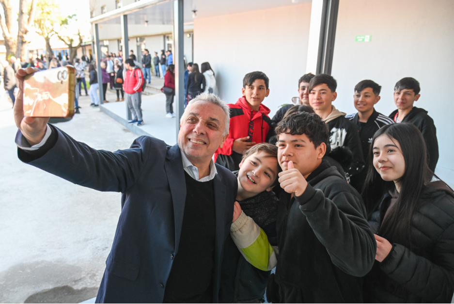 Julio Zamora - Tigre - Educacion