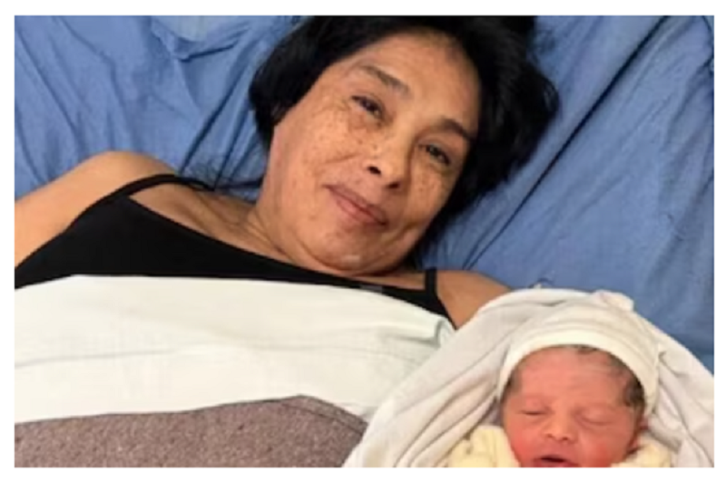 Mamá a los 62 años