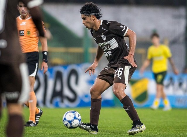 La seguidilla de partidos le peso a Platense y cayo ante Defensa en Varela