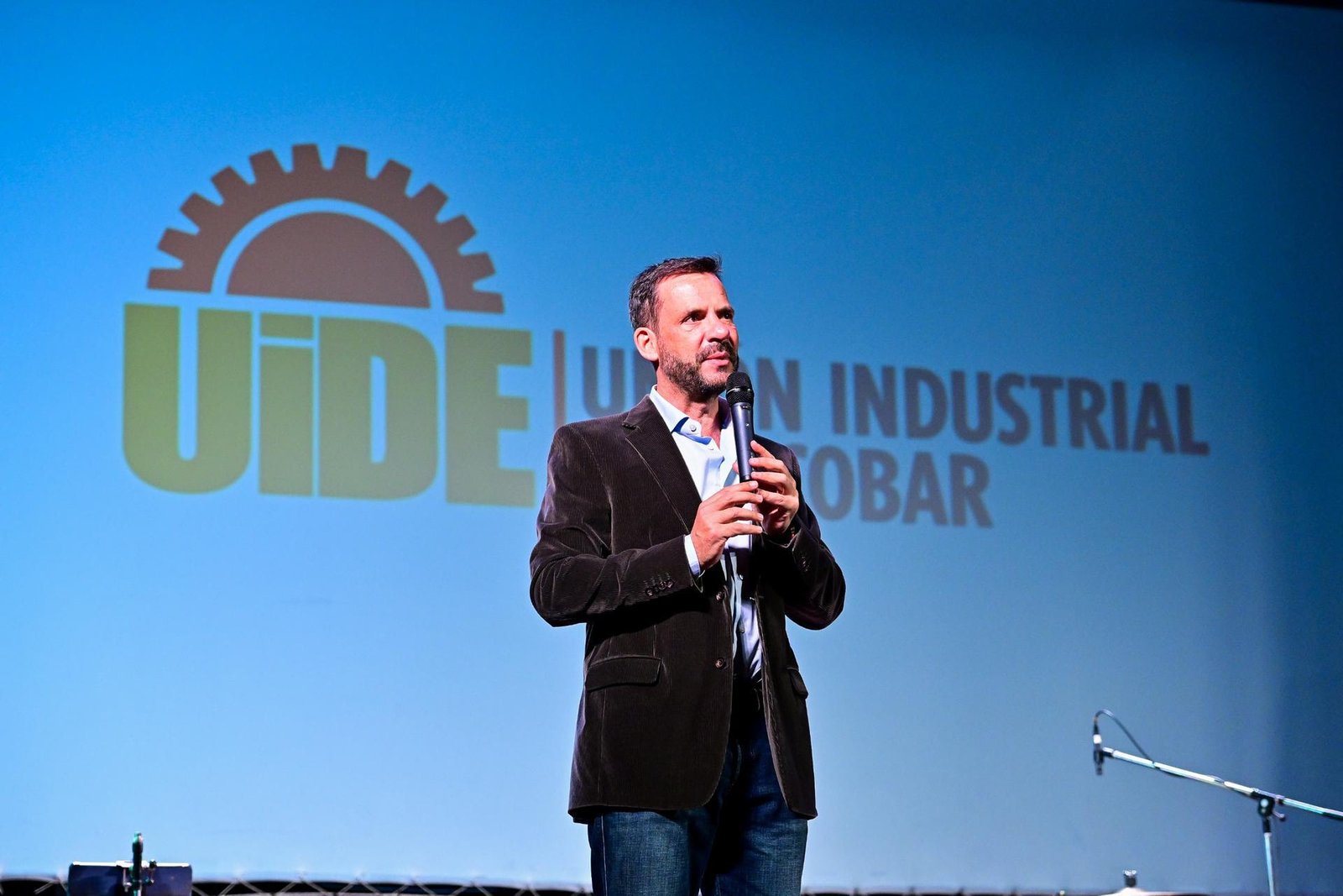 Con la presencia de Sujarchuk, más de 150 industriales de Escobar debatieron sobre la situación del sector