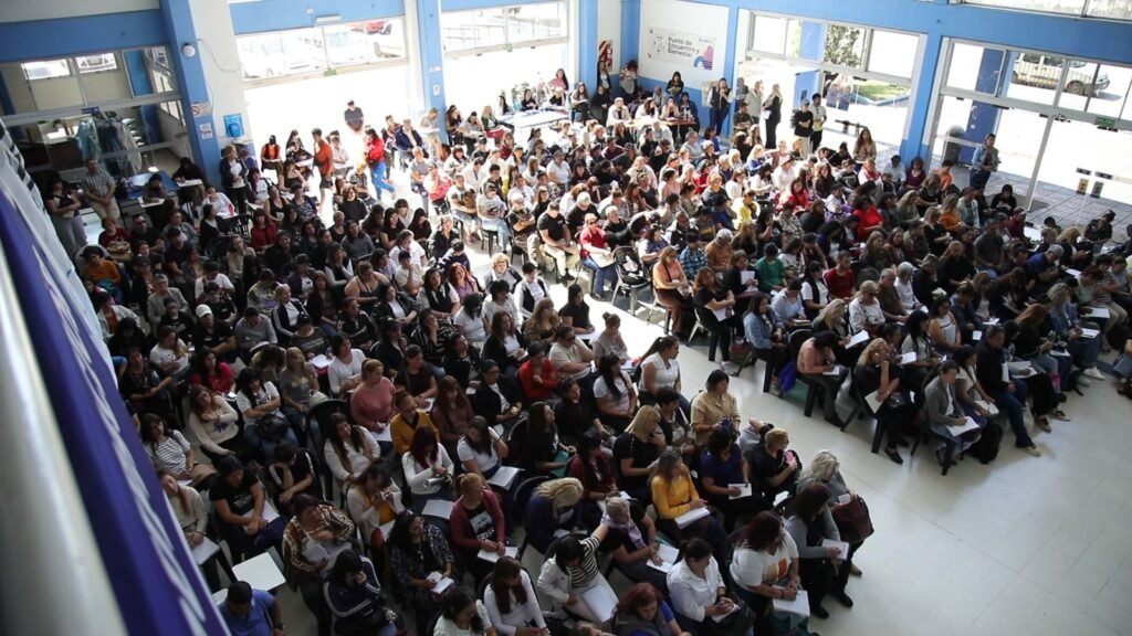 Enorme convocatoria al taller de capacitacion del municipio de José C. Paz