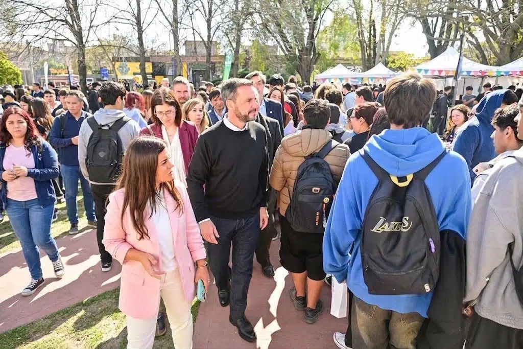 Escobar inauguró una nueva edición de la Feria del Libro y la Feria Universitaria