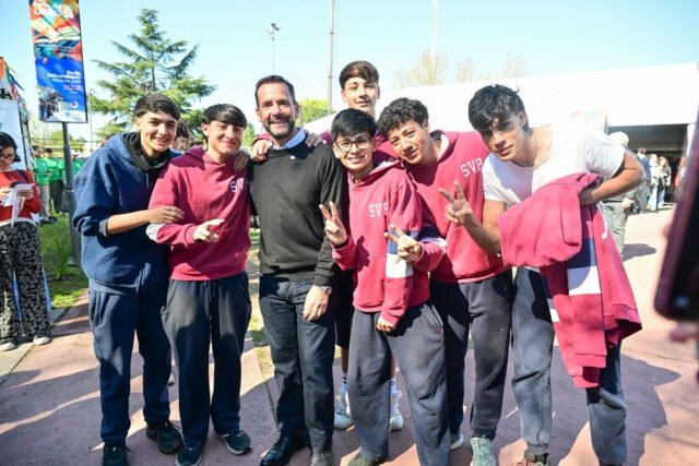 Escobar inauguró una nueva edición de la Feria del Libro y la Feria Universitaria