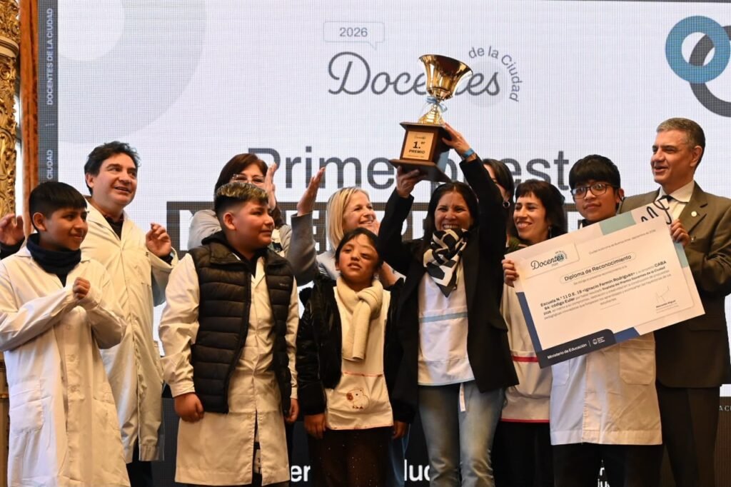 La Ciudad premió a maestros que impulsan proyectos innovadores para mejorar el aprendizaje