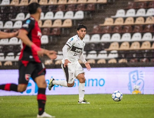 Platense sumo otra derrota con Newell's en Vicente López