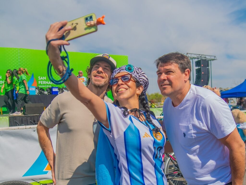 San Fernando disfrutó una multitudinaria Bicicleteada Familiar