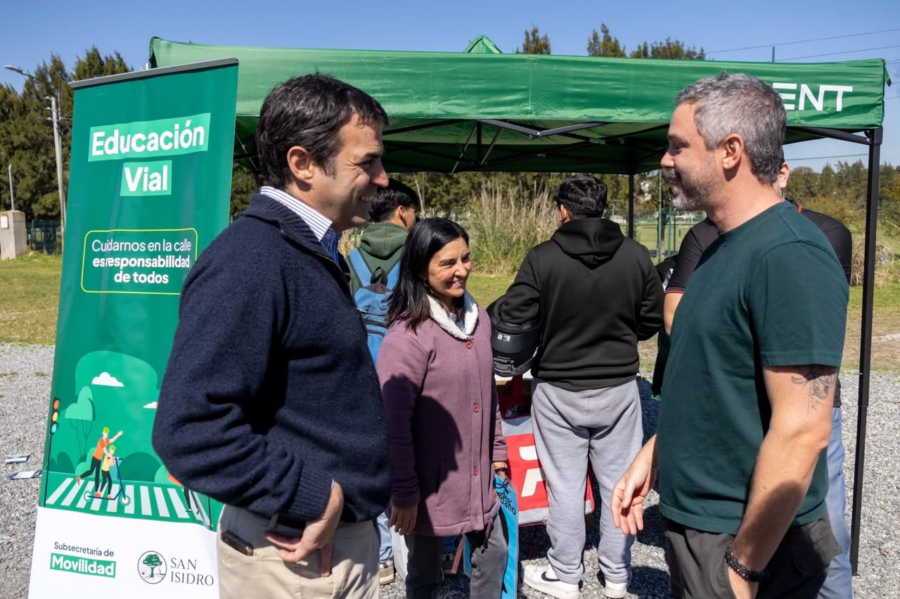 San Isidro realizó una jornada de conducción segura para repartidores locales