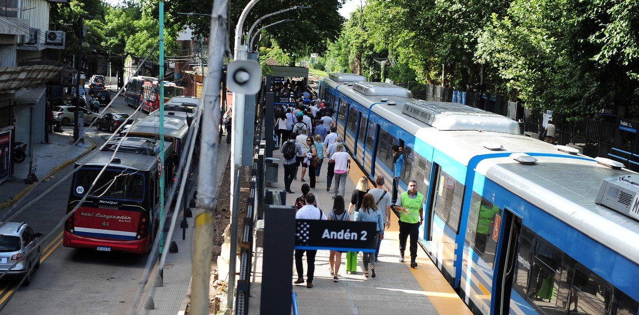 Trenes - Demoras Mitre - Sarmient - Roca