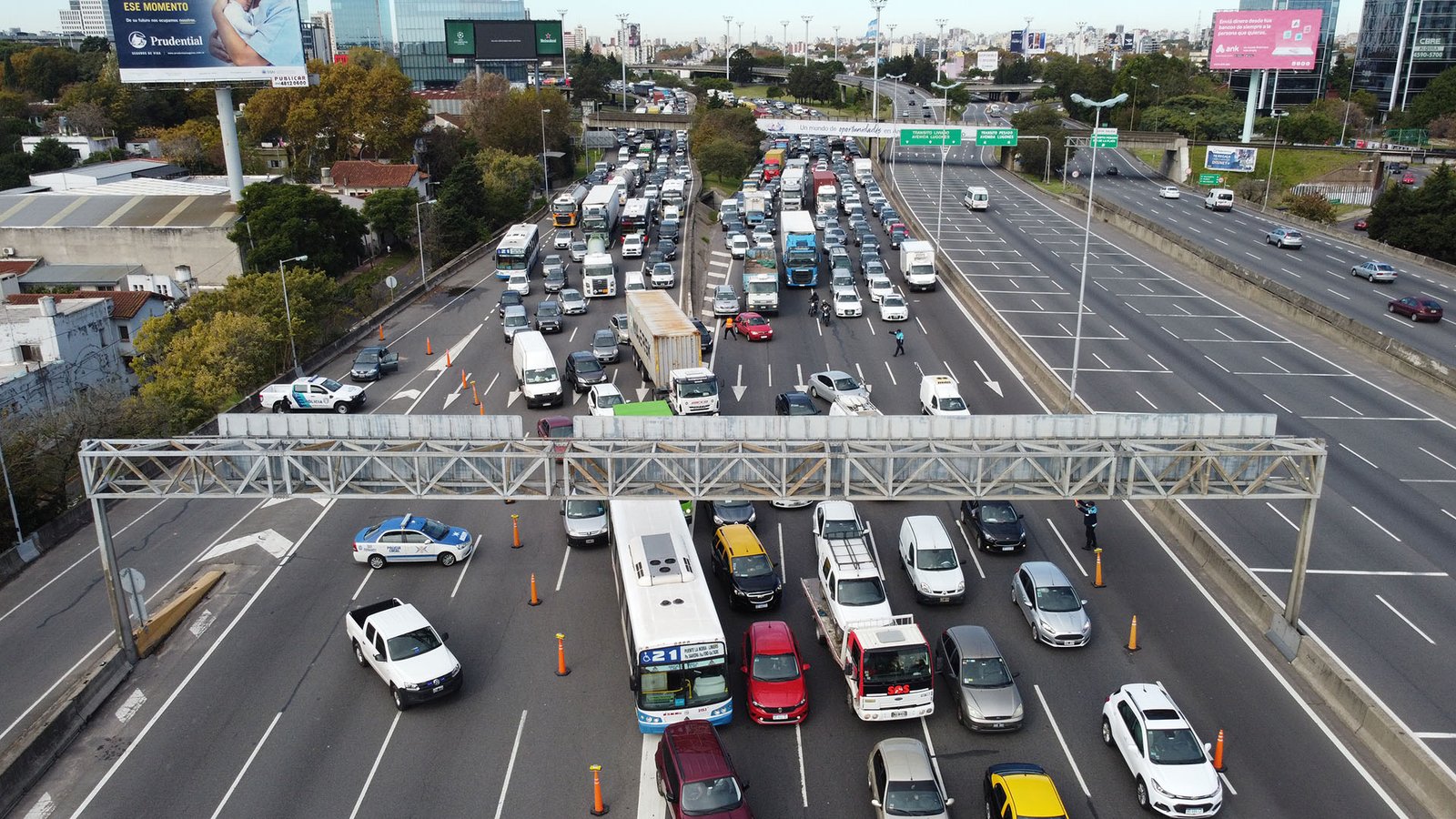 Choque - panamericana transito cortado