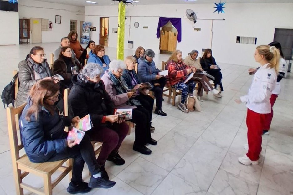 Adultos Mayores - alimentación saludable - Tigre