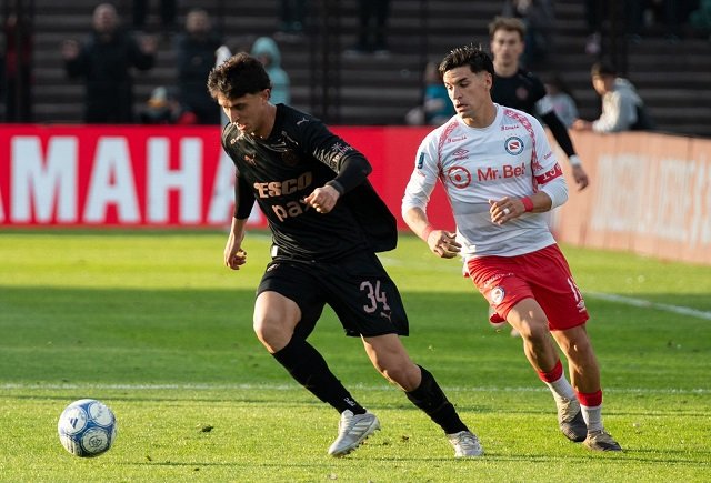 Empate con gusto a poco en Vicente López Platense reaccionó a tiempo pero sigue en mala racha