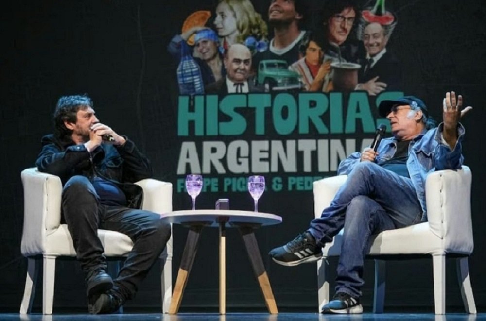 Felipe Pigna se presenta junto a Pedro Saborido en el cierre de la Fiesta Nacional de la Flor