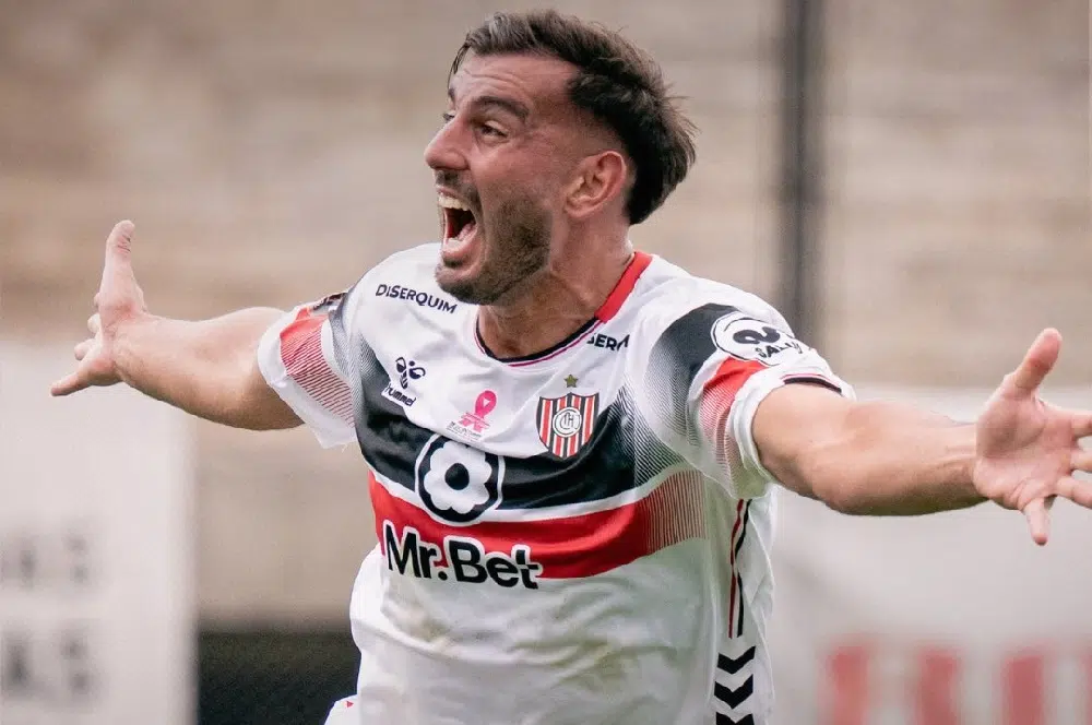 Chacarita respira: Le gano 1 a 0 a Dep. Maipú y se ilusionan en mantener la categoría