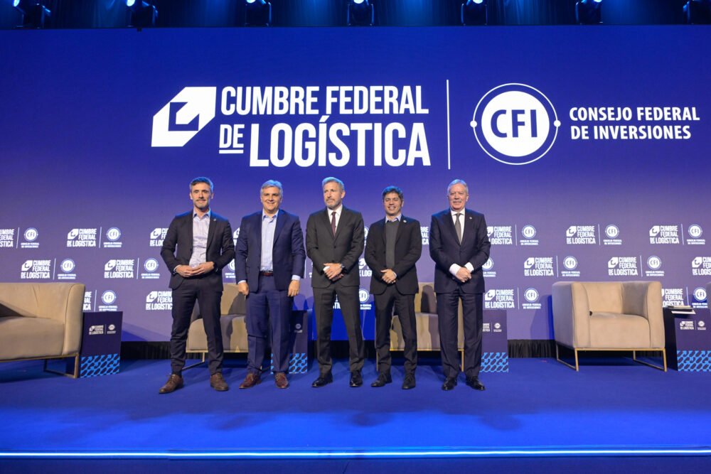 Kicillof participó de la apertura de la 2° Cumbre Federal de Logística