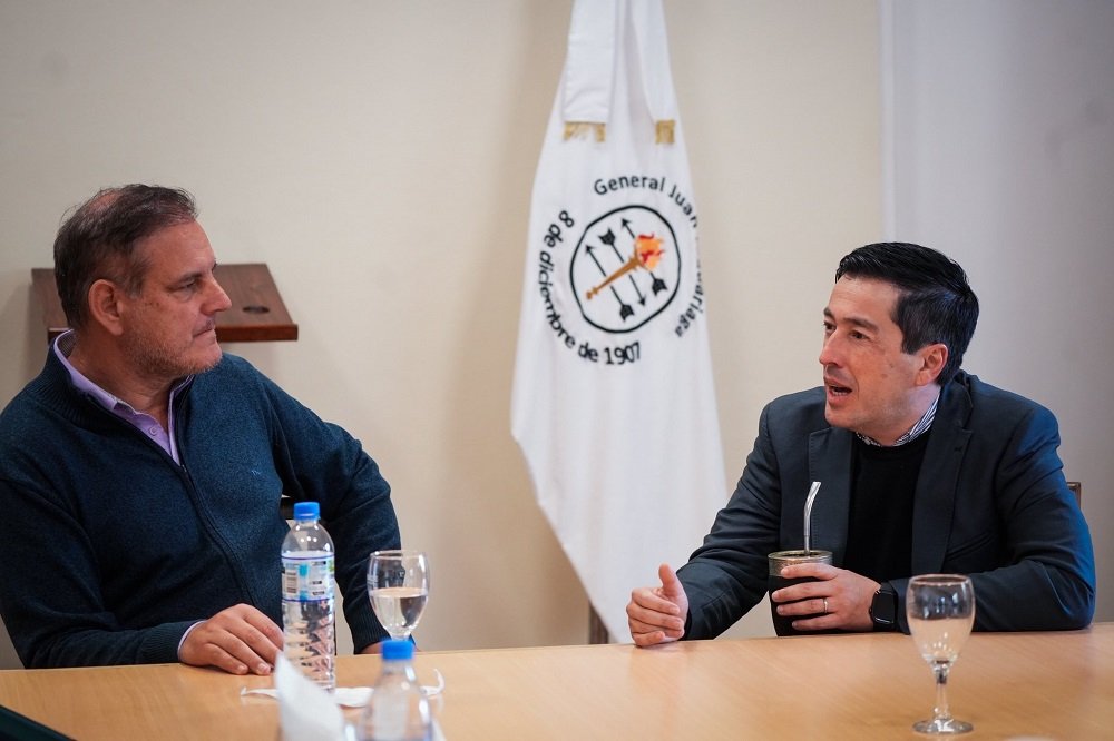 Leo Nardini recorrió Pinamar y General Madariaga: foco en la producción local y diálogo político