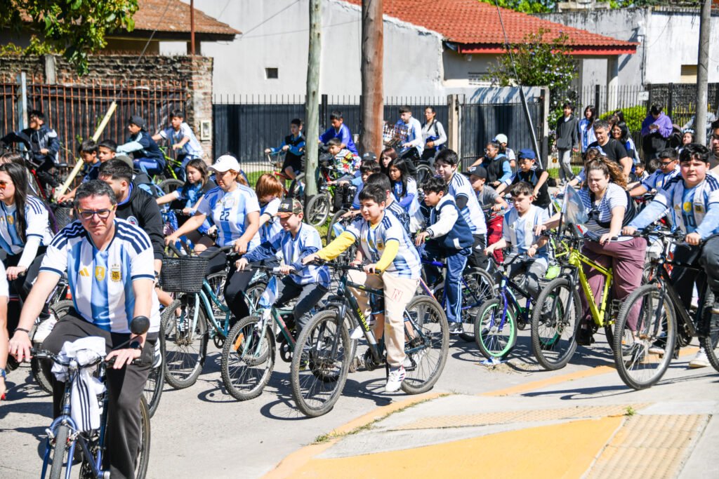 Más de 10 mil personas participaron del ciclo bicicleteadas por la memoria