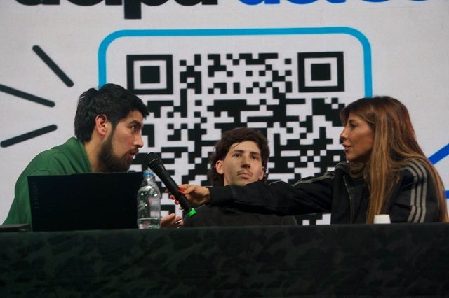 Más de 15.000 jóvenes colmaron la charla "Momo x Dalto" en el Polo Universitario de José C. Paz