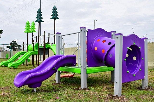 Morón inauguró una nueva plaza en el Corredor Stevenson