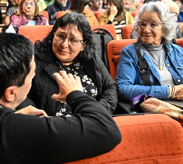 Nardini profundiza las políticas que garantizan el acceso a la vivienda propia
