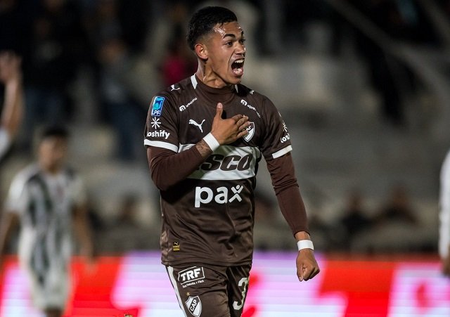 Platense se lo ganó en el final a Gimnasia de Mendoza