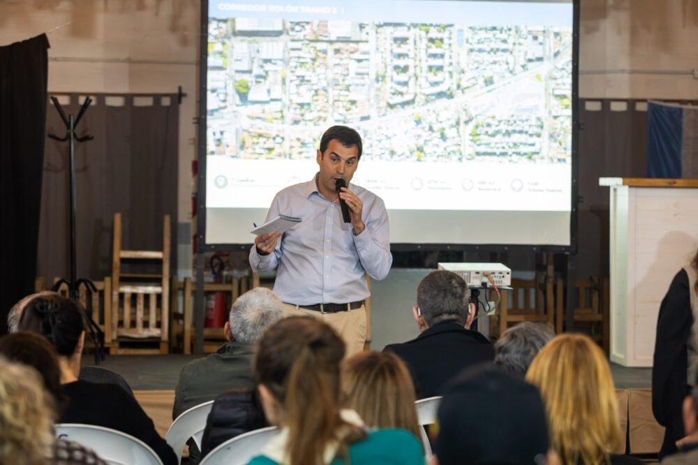 Ramón Lanús anunció ante vecinos la segunda etapa del Corredor Rolón en Beccar