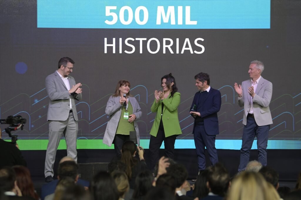 Se entregó el crédito N°500.000 de Provincia Microcréditos