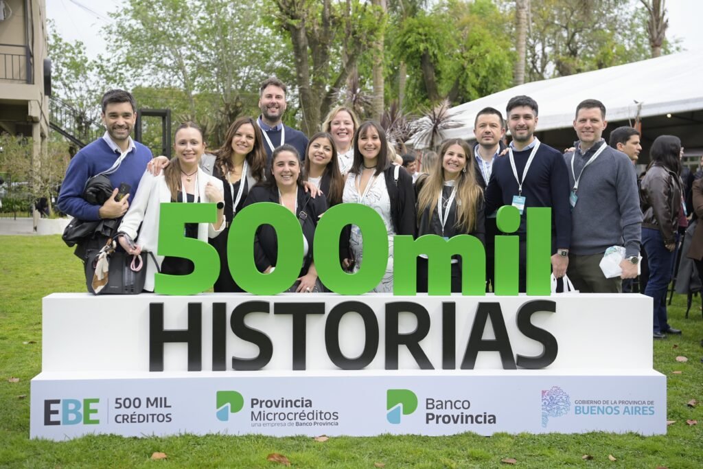 Se entregó el crédito N°500.000 de Provincia Microcréditos